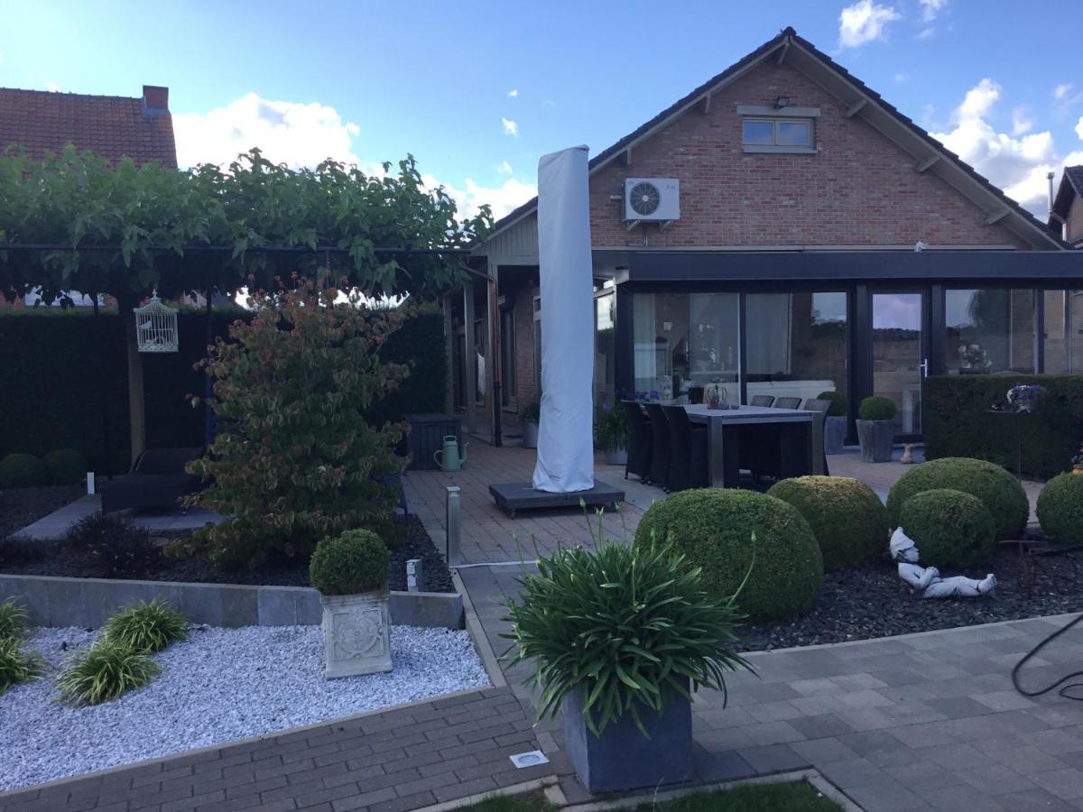 Apartmán De Achtertuin Maasmechelen Exteriér fotografie